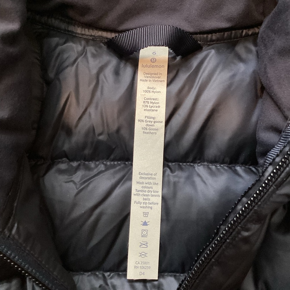 Lululemon Down For A Run Vest II Inkwell Navy Blue Puffer 6 - Picture 7 of 7